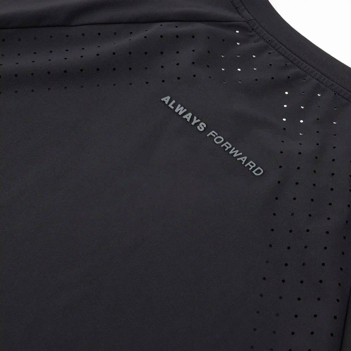 Men's Breakthrough Training Tee: Obsidian