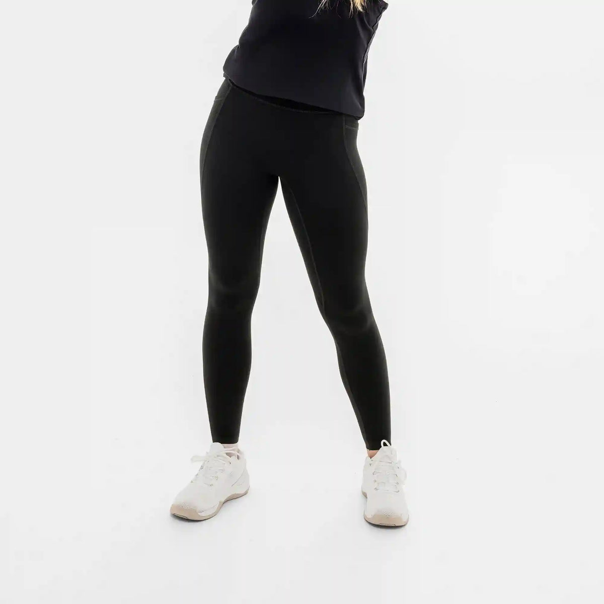 Women's Breakthrough Leggings: Obsidian