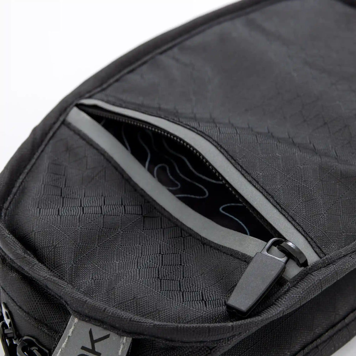 JUNK Versa Bag Obsidian