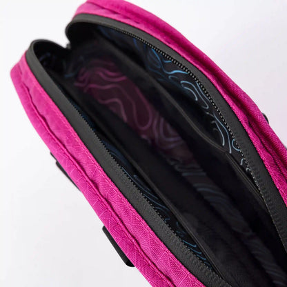 JUNK Versa Bag Fuchsia
